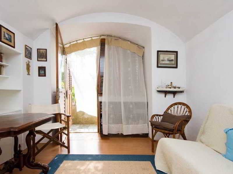 Ruzmarin Hotel